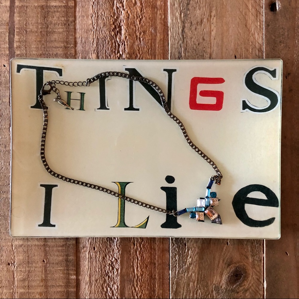 Chloe + Isabel Modern Angle Short Pendant Necklace